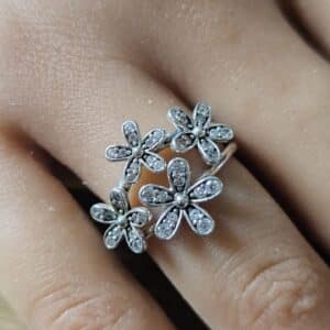 Dazzling Daisy Stacking Rings