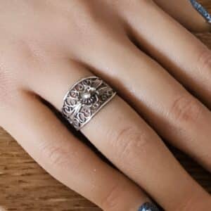 Silver Floral Open Work Filigree Band Ring