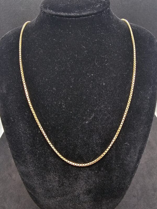 18ct gold square link 25 inch chain - RUSTIC RETRO