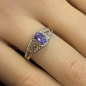 9ct gold amethyst set ladies vintage ring