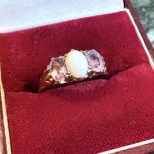 9ct gold opal and amethyst ladies ring