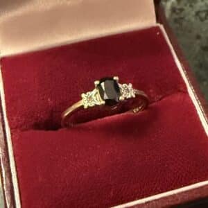 Sapphire and diamond set ladies 9ct gold ring