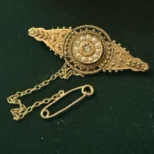 Antique 15ct gold brooch