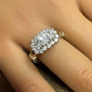 9ct gold cz set ladies ring showstopper