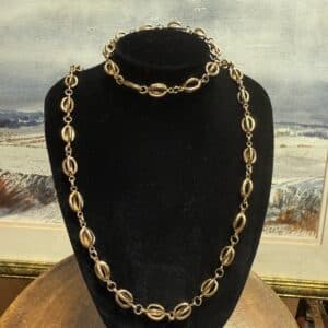 Vintage 9ct gold chunky link necklace and bracelet