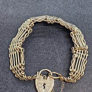 9ct gold four-bar gate bracelet