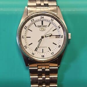 Seiko 5 vintage automatic watch