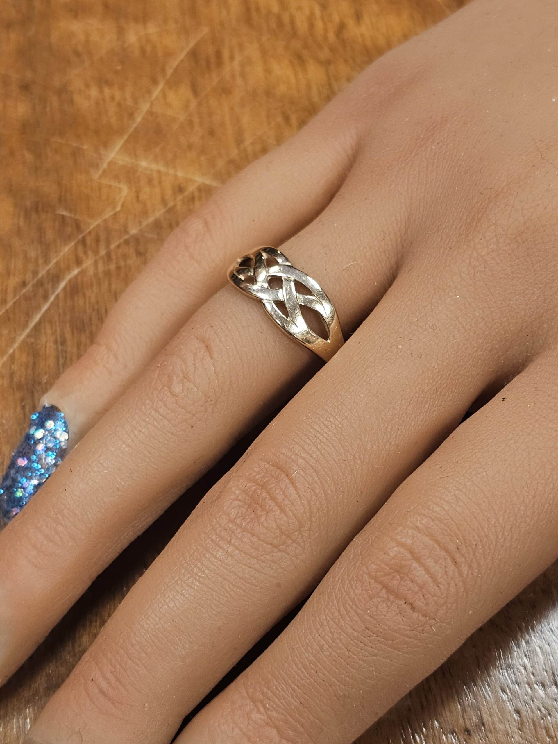 9ct Gold Celtic Knot Ring